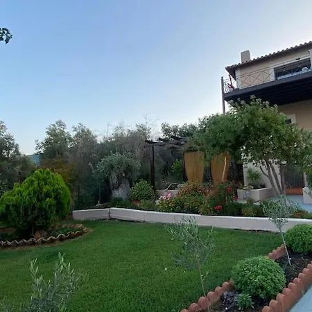 Villa Kastanos *